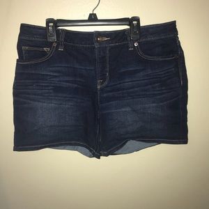 dark wash jean shorts